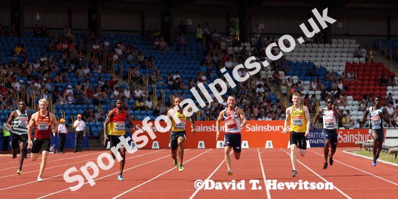 Richard Kilty (Gateshead) finished 2nd to James Ellington in the 200 metres.